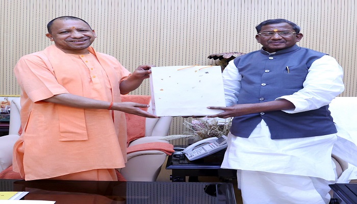 CM Yogi met Sikkim Governor Laxman Acharya