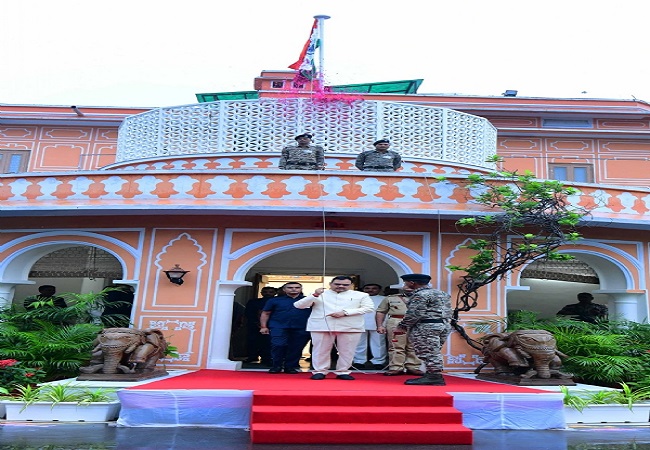 CM Bhajanlal Sharma hoisted the flag