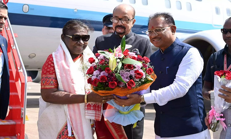 CM Vishnudev Sai welcomed President Murmu