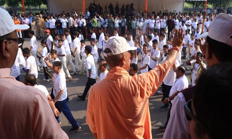 CM Yogi flagged off 'Run for Unity'