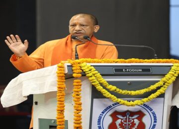 CM Yogi attended the 120th foundation day celebrations of KGMU