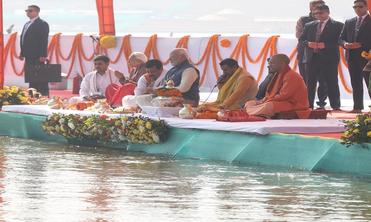 PM Modi performed Sangam Abhishek