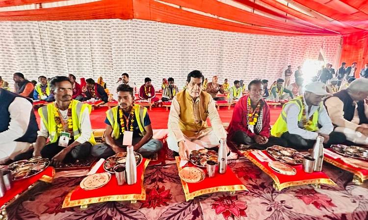 The world is amazed by the cleanliness and hygiene of Maha Kumbh